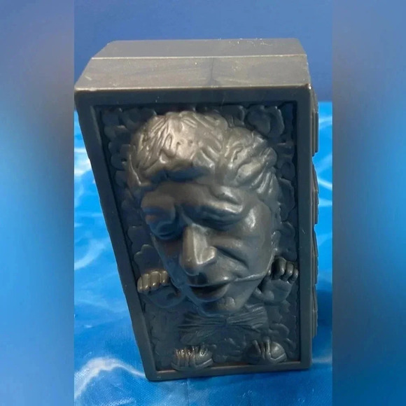 Star Wars - Han Solo in Carbonate - Burger King 2005 Toy - Picture 8 of 8